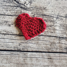 Load image into Gallery viewer, Sending Love Hearts